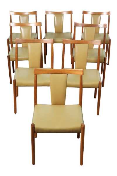 SET OF DINING CHAIRS