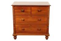 PETITE CHEST OF DRAWERS