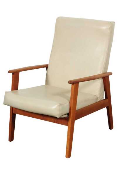 RONNIE TV CHAIR