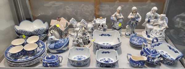BLUE & WHITE CHINA