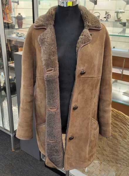 SHEEPSKIN COAT