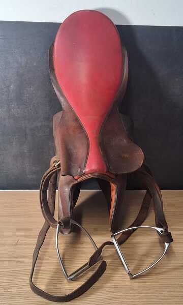 SADDLE