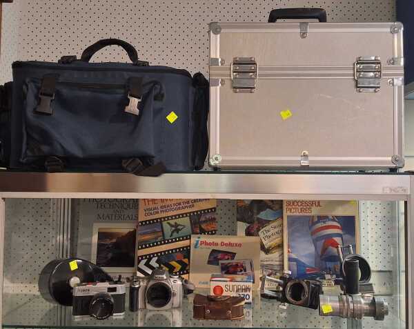 CAMERA LOT