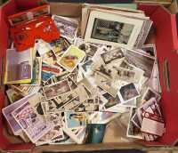 CIGARETTE CARDS