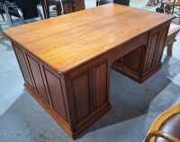 EXECUTIVE DESK - 3