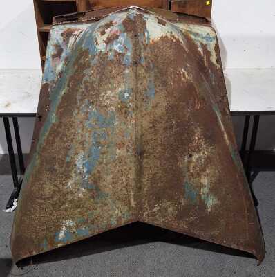 Holden Bonnet