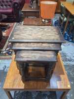 NESTING TABLES