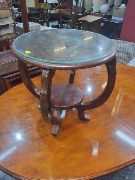 OCCASIONAL TABLE