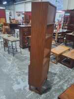 ROOM DIVIDER - 2