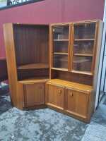 CORNER UNIT
