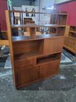 WALL UNIT