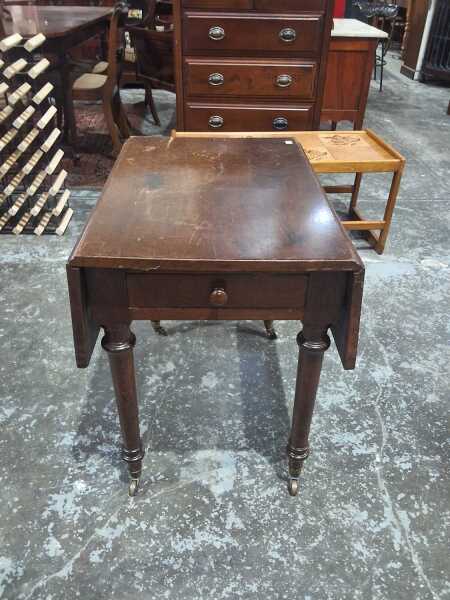 DROPSIDE TABLE