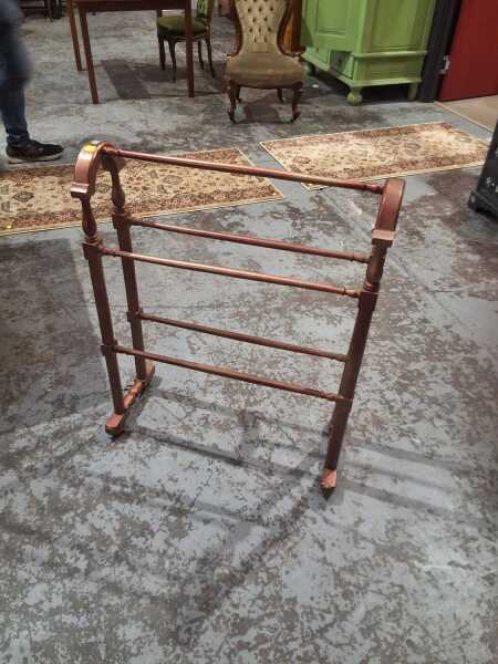 TOWEL RAIL
