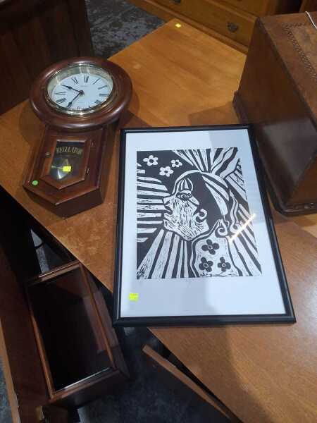 WALL DECOR