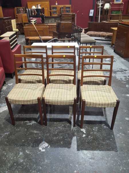 DINING CHAIRS