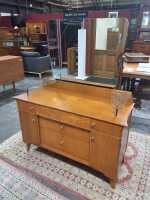 DRESSING TABLE