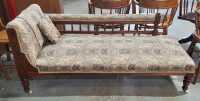 CHAISE LOUNGE