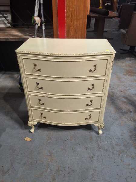 CHEST OF DRAWERS