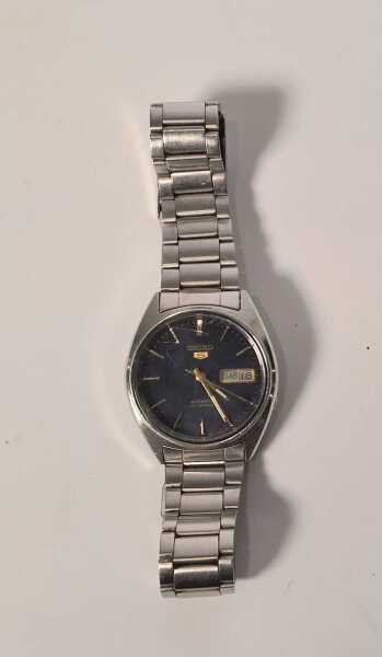 WRISTWATCH