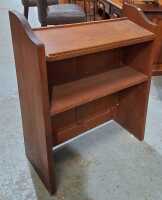 KNEELER - 2