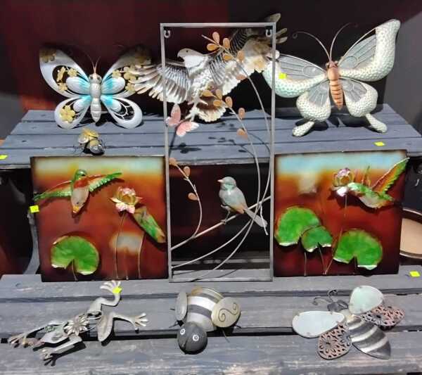 DECORATIVE MENAGERIE