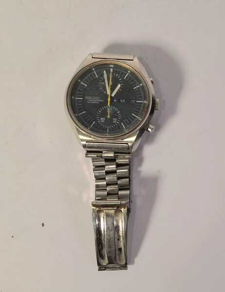 WRISTWATCH