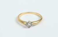 GOLD RING