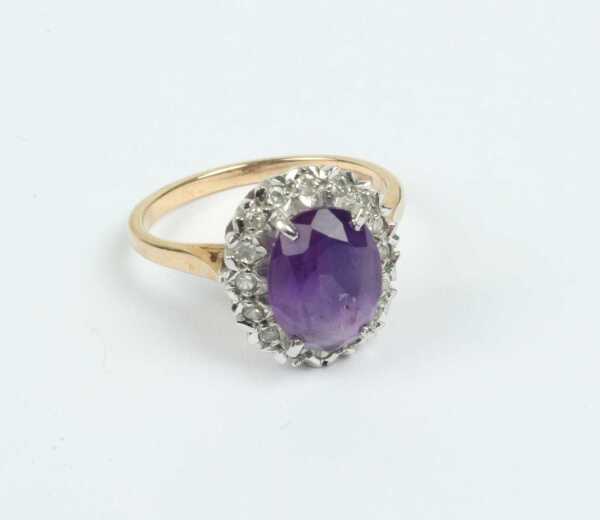 GOLD RING