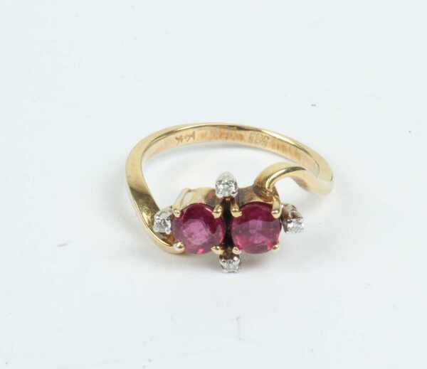 GOLD RING