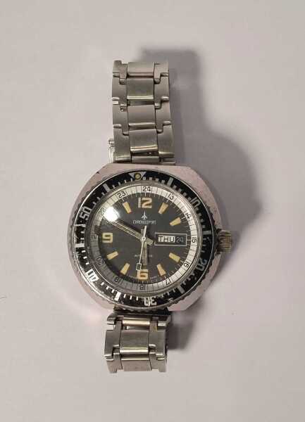 WRISTWATCH