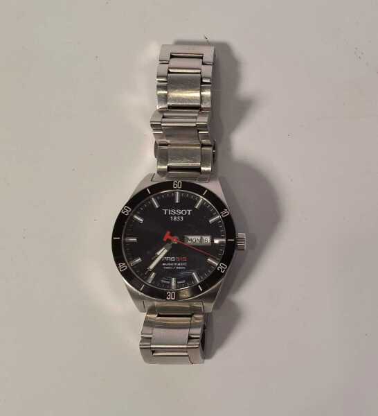 WRISTWATCH