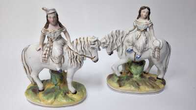 1157 · STAFFORDSHIRE FIGURES