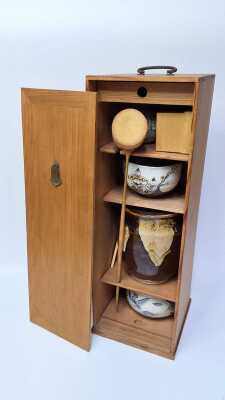 1147 · JAPANESE TEA CABINET