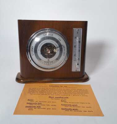 1210 · DESK BAROMETER