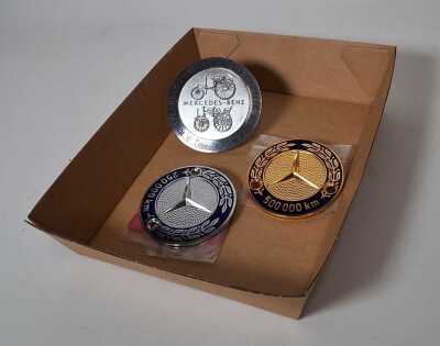 1198 · MERCEDES BADGES
