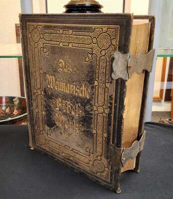 1170 · HOLY BIBLE