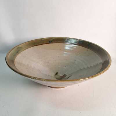 STUDIO POTTERY