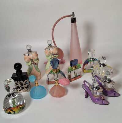 1492 · PERFUME BOTTLES