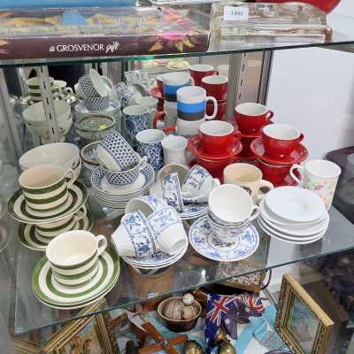 Cups & Saucers