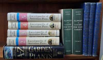1453 · GARDENING REFERENCE LIBRARY