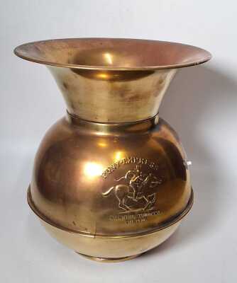 Spittoon