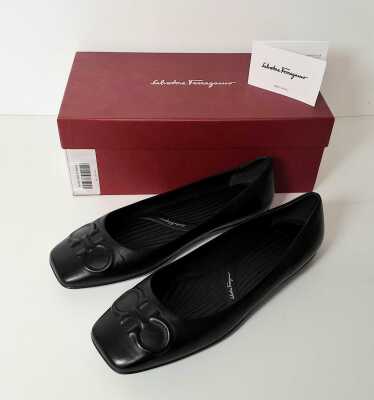 FERRAGAMO FLATS