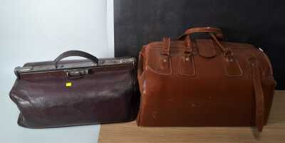 1269 · DOCTORS BAGS
