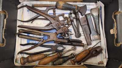 LEATHER TOOLS