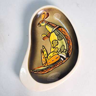 1301 · POTTERY DISH