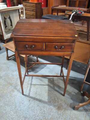 Clarks Desk