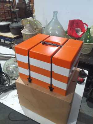 268 · PICNIC SET