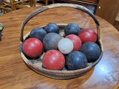 237 · BASKET'O'BALLS