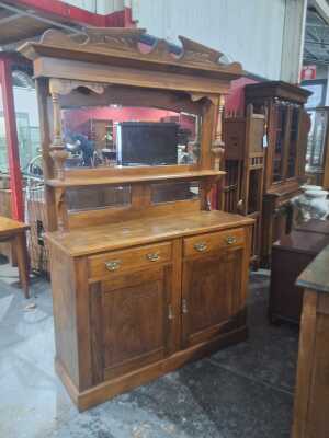 Sideboard