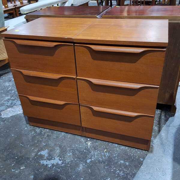 BEDSIDE DRAWERS